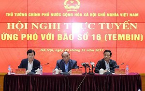 Bão số 16 mạnh khủng khiếp: Trực thăng bay dọc biển cảnh báo dân