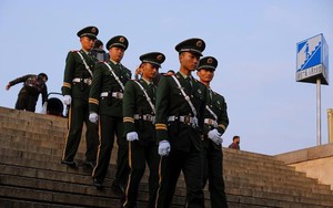Giả câm trốn cảnh sát 12 năm, cuối cùng... câm thật