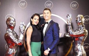 Ronaldo tôn vinh chính bản thân mình theo cách rất... CR7