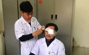 Bác sĩ bị hành hung khi đang cấp cứu cho bệnh nhân chịu thương tật 14%