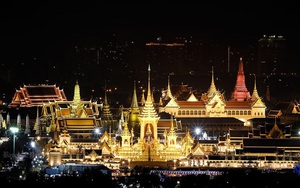 Chùm ảnh: Đài hóa thân mạ vàng của nhà vua Thái Lan quá cố Bhumibol Adulyadej