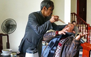 Vừa phát sóng tập 1, phim Người phán xử bị phản ứng vì quá nhiều cảnh đẫm máu