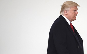Đội ngũ của TT Trump "toát mồ hôi" tìm thông điệp cho 100 ngày đầu tiên
