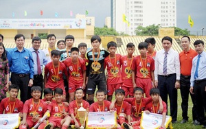 U13 HAGL vô địch: Chiến thắng của thể lực và giấc mơ được như Công Phượng