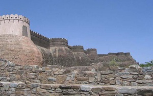 Trường thành Kumbhalgarh: Pháo đài "bất khả chiến bại" bí ẩn bậc nhất trên thế giới