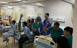 Bi hài chuyện sụn lưng, lo trụy tim, mất giọng vì cổ vũ U23 Việt Nam