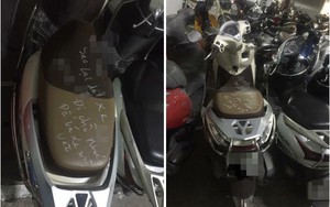 Xuống hầm lấy xe, đôi vợ chồng giật mình với lời nhắn gửi viết trên yên