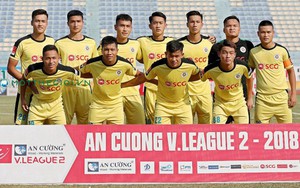 'Phù thuỷ trắng' hai lần dự VCK World Cup hỗ trợ Hà Nội B trận play-off với Nam Định