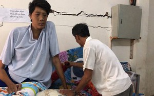 Clip: Kỳ lạ người đàn ông cao 2,5 m tại Cà Mau