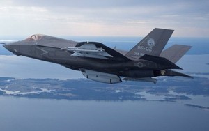 Mỹ ngừng bay F-35 Lighting II toàn cầu, F-22 cũng nằm đắp chiếu