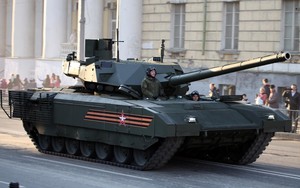 Anh chuẩn bị tung "Đêm đen" đối đầu siêu tăng Armata Nga