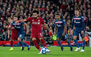 Champions League: Salah "bùng cháy" dữ dội; PSG "chết hụt" ngay trên sân nhà