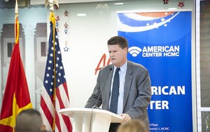 Trợ lý Bộ trưởng Quốc phòng Mỹ ca ngợi “thành tựu chưa từng có tiền lệ” của Việt Nam