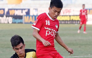 Bịt kẽ hở của bóng đá Việt