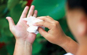3 triệu chứng "vàng" phải nghĩ tới căn bệnh tuyến giáp: Cần đi khám ngay tránh biến chứng