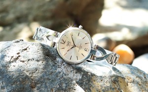 Đăng Quang Watch giảm giá đến 40% đồng hồ, kính mắt dịp Black Friday