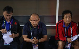 Sau đại thắng Campuchia, HLV Park Hang-seo báo tin buồn về chấn thương của Văn Toàn