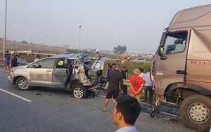 Xe Innova bị tông trên cao tốc: Luật sư cho rằng để an toàn, "xe container chỉ có cách đi... lùi"