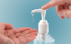 Nước rửa tay và xà phòng, loại nào có lợi cho sức khỏe hơn: Cha mẹ có trẻ nhỏ nên quan tâm