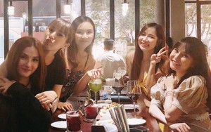 Nhóm Mây Trắng đời đầu hội ngộ Duy Uyên nhưng tiếc là Yến Trang lại không có mặt!