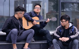 Chàng trai "đặc biệt" nhất trường Văn hóa nghệ thuật Quân đội sáng tác bài hát cổ vũ ĐT Việt Nam