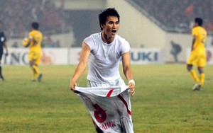 "Công Vinh bảo, chấn thương gãy chân cũng phải đá, cố gắng vô địch AFF Cup 2008"