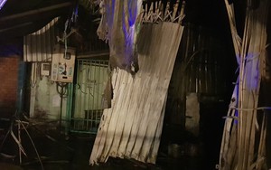 Cháy lớn khu nhà trọ công nhân ở Sài Gòn, thiếu nữ 18 tuổi chết cháy, hàng chục người được giải cứu
