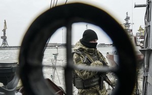 Ukraina đưa tàu trở lại biển Azov bất chấp căng thẳng lãnh hải với Nga