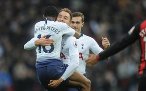 Đối thủ cũ của lứa Công Phượng lập thành tích khó tin tại Premier League