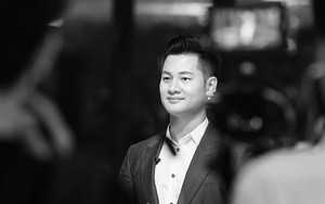 Đức Tuấn làm album nặng 1,5 kg, chưa ra mắt đã bán được nửa tấn đĩa