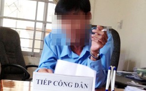 Vụ Chánh Thanh tra Sở hút thuốc khi tiếp dân: "Đây là do anh Quang bị nghiện thuốc lá"