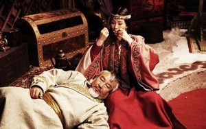 Sở hữu vài chục thê thiếp và đòn cao tay giúp Thành Cát Tư Hãn kê cao gối ngủ mỗi đêm