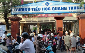 Nóng: Học sinh lớp 2 bị cô giáo cho bạn tát 50 cái