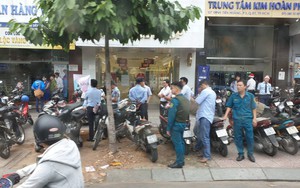 Vụ dùng súng cướp 1,5 tỷ đồng ngân hàng ở Sài Gòn: Nghi can đốt xe máy gây án