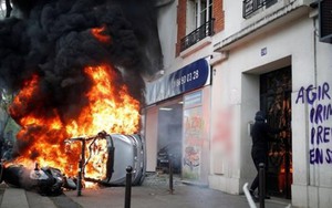 Paris (Pháp) nín thở chờ đón đợt biểu tình thứ 4 của phe Áo vàng
