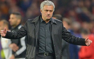 Lịch sử ở Chelsea lặp lại, Mourinho sẽ sớm "văng" khỏi Man United?