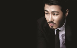 "Ông chú U50" Cha Seung Won: Cuộc hôn nhân bí ẩn với nữ đại gia và hơn 25 năm nuôi con riêng của vợ như con ruột