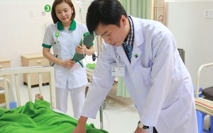 Bệnh nhân suýt chết do đũa ăn cơm đâm thủng ruột non