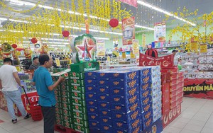 Siêu thị cho khách mua 5 thùng bia/ngày để tránh bị gom hàng
