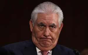 Các nghị sĩ "mù tịt" thông tin về vụ sa thải ông Tillerson, chỉ mới biết qua Twitter