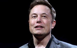 Hành trình kiếm tiền hơn 30 năm của Elon Musk: 12 tuổi tự học lập trình, không ngại lao động chân tay, build PC phục vụ sinh viên khác
