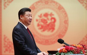 Màn xuất hiện "có một không hai" của ông Tập Cận Bình tại Hội nghị trung ương III