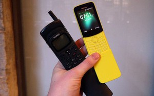 Nokia 8110 vs Nokia 8110 4G: khi kẻ quá cố gặp kẻ tái sinh