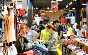 Quần áo, mỹ phẩm, nữ trang ồ ạt giảm giá khủng nhân ngày quốc tế phụ nữ 8/3