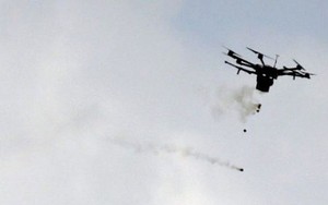 Israel dùng UAV thả lựu đạn cay xuống người biểu tình ở Gaza