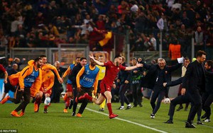 Barca bị AS Roma hủy diệt: Cái giá của việc coi thường đối thủ
