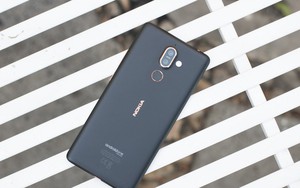 Trên tay Nokia 7 Plus tại VN: Snapdragon 660, Android One mượt mà, camera kép Zeiss, giá khoảng 9-10 triệu đồng