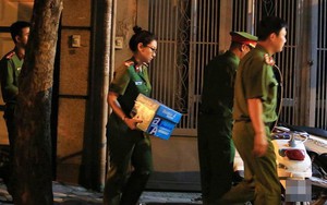 Video: Khám nhà cựu trung tướng Phan Hữu Tuấn trong khoảng 1 tiếng tại Hà Nội