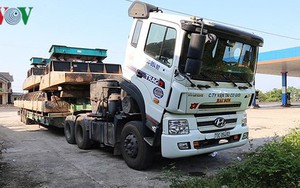 Xe của doanh nghiệp từng chở 3 cây cổ thụ lại bị phạt 77 triệu đồng