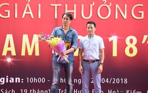 Vợ mắng "anh quá tồi" và quyết định tức tốc của BLV Trương Anh Ngọc